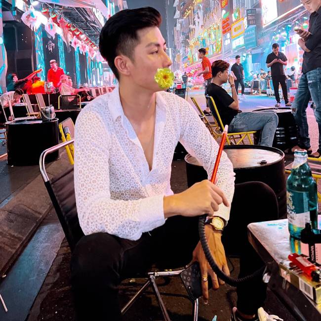 Đức Hùng - Tìm bạn boy gay TT Hà Lam điềm đạm
